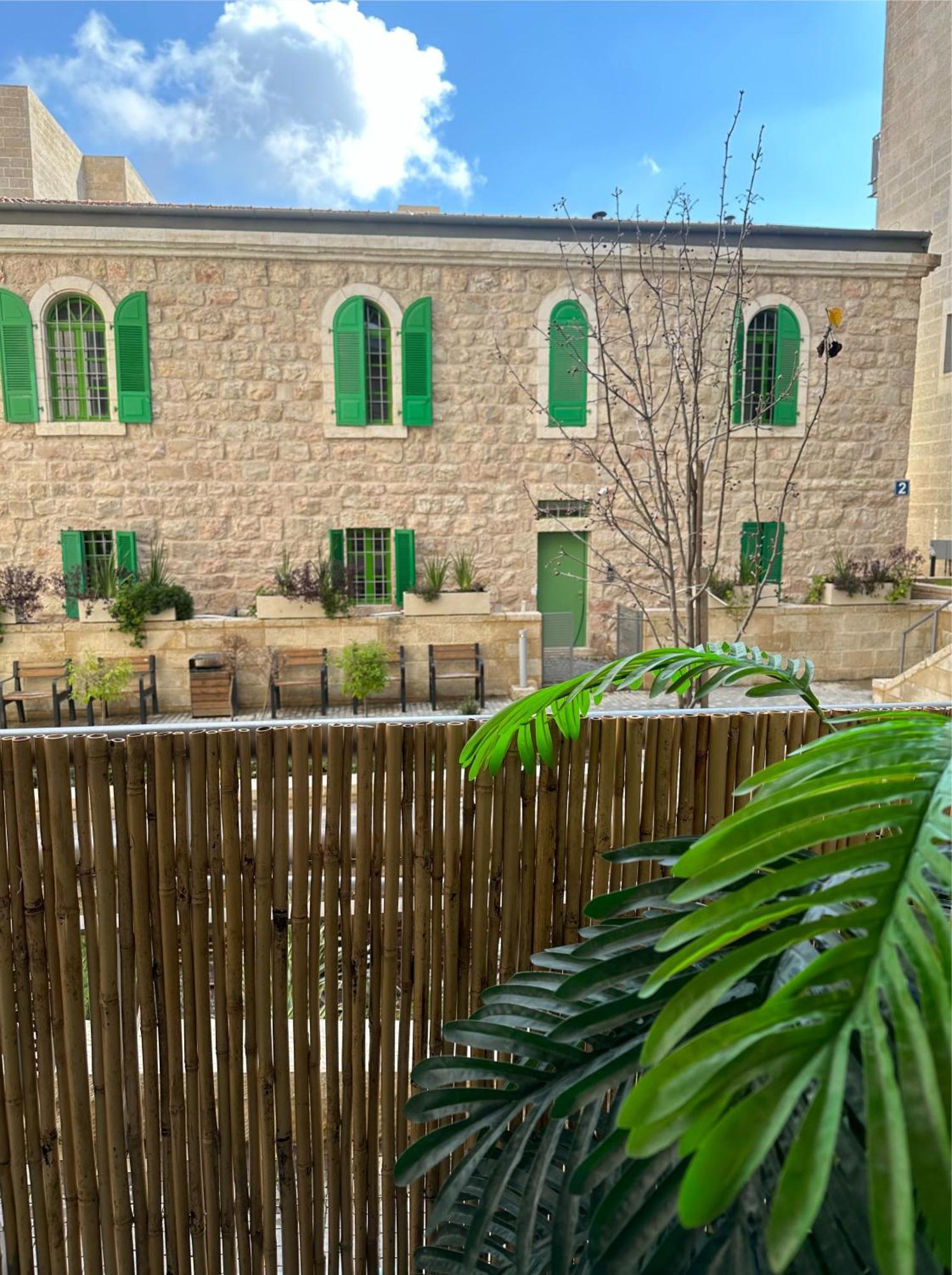 Jerusalem Center Buitenkant foto
